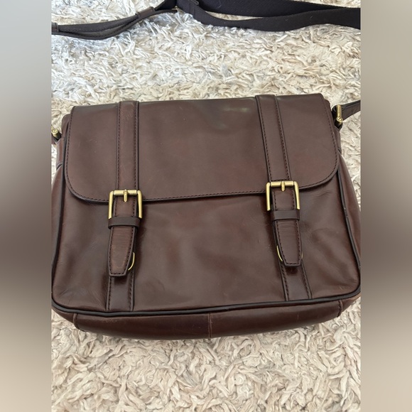 Fossil Brown Leather Messenger Bag - Picture 2 of 8